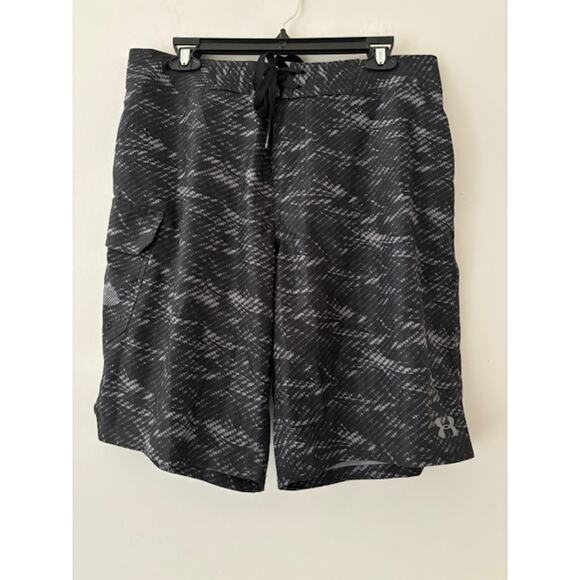 Under Armour Swim Trunks Bathing Suit Size 34 Loose Fit Storm Pocket - Picture 1 of 7